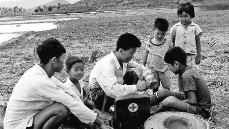 《赤脚医生》电影文学剧本·1973年征求意见本